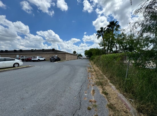 Office for Sale in Brownsville Texas 78521